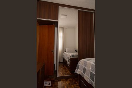 Quarto 1 de apartamento para alugar com 2 quartos, 59m² em Ipiranga, Belo Horizonte