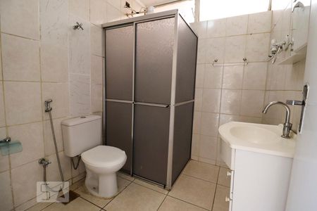 Banheiro de apartamento para alugar com 3 quartos, 95m² em Setor Central, Goiânia