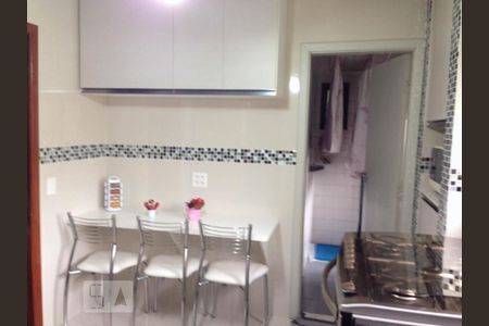 Cozinha de apartamento à venda com 3 quartos, 82m² em Vila Regente Feijó, São Paulo
