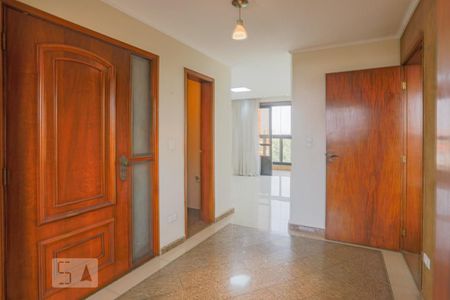 Corredor de Acesso de apartamento à venda com 4 quartos, 220m² em Bosque da Saúde, São Paulo