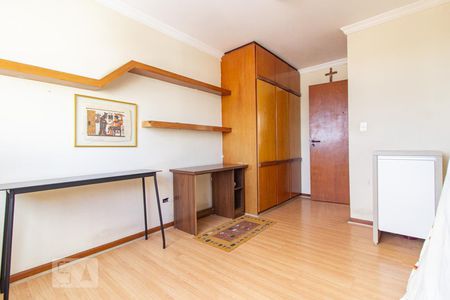 Quarto 1 de apartamento para alugar com 4 quartos, 146m² em Vila Izabel, Curitiba