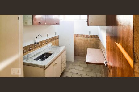 Cozinha de apartamento para alugar com 1 quarto, 50m² em Setor Oeste, Goiânia