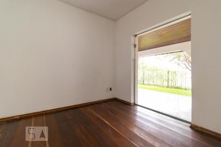 Escritório de casa à venda com 4 quartos, 650m² em Parque Taquaral, Campinas