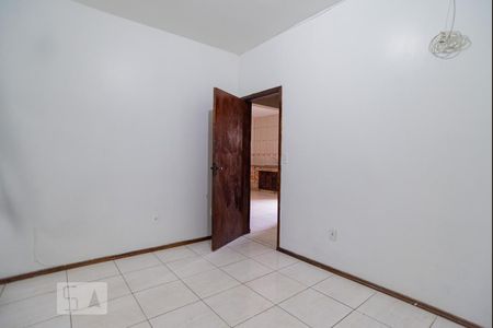 Quarto 1 de casa para alugar com 3 quartos, 90m² em Mathias Velho, Canoas