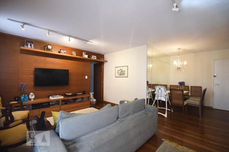 Sala de Tv de apartamento para alugar com 2 quartos, 83m² em Vila Andrade, São Paulo