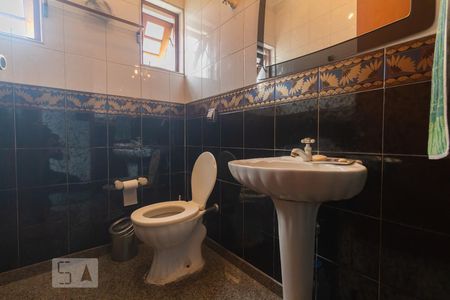 Lavabo 2 de casa à venda com 6 quartos, 500m² em Vila Cordeiro, São Paulo