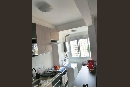 Cozinha de apartamento para alugar com 2 quartos, 45m² em Presidente Altino, Osasco