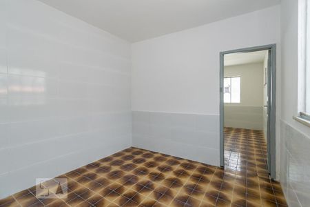 Sala de casa à venda com 5 quartos, 360m² em Olaria, Rio de Janeiro