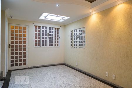 Sala de casa de condomínio à venda com 3 quartos, 97m² em Utinga, Santo André
