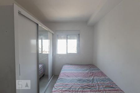 Quarto 1 (suite) de apartamento para alugar com 2 quartos, 49m² em Sítio da Figueira, São Paulo