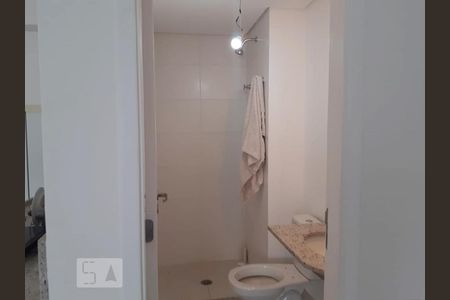 Banheiro de kitnet/studio para alugar com 1 quarto, 35m² em Santa Cecília, São Paulo