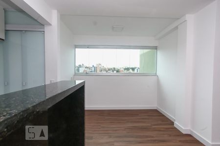 Sala de apartamento para alugar com 3 quartos, 65m² em Serrano, Belo Horizonte