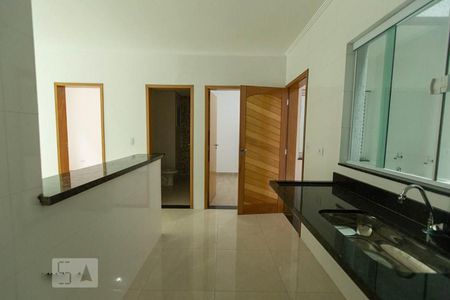 Cozinha de apartamento para alugar com 2 quartos, 50m² em Vila Ema, São Paulo