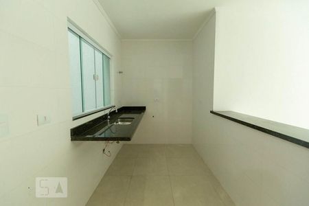 Cozinha de apartamento para alugar com 2 quartos, 50m² em Vila Ema, São Paulo