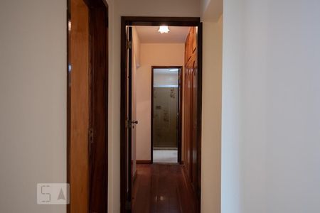 Corredor de apartamento para alugar com 4 quartos, 163m² em Tijuca, Rio de Janeiro