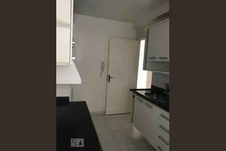 Cozinha de apartamento à venda com 2 quartos, 82m² em Vila Roque, São Paulo