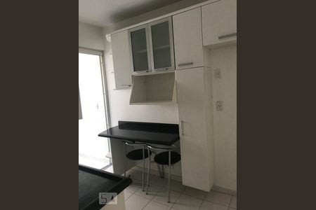 Cozinha de apartamento à venda com 2 quartos, 82m² em Vila Roque, São Paulo