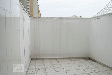 ÁREA DE SERVIÇO de casa para alugar com 2 quartos, 80m² em Vila Isolina Mazzei, São Paulo