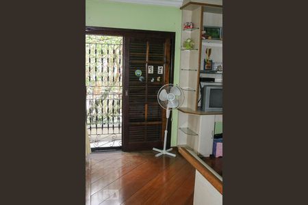 Casa à venda com 350m², 4 quartos e 3 vagas Casa à venda com 350m², 4 quartos e 3 vagasQuarto 3