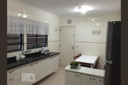 Cozinha de casa à venda com 3 quartos, 148m² em Vila Gustavo, São Paulo