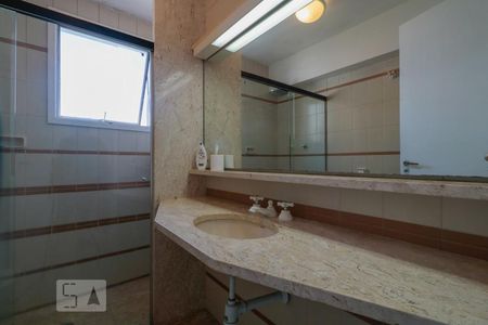 Banheiro de apartamento à venda com 2 quartos, 85m² em Sumarezinho, São Paulo