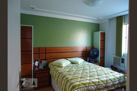Quarto de apartamento à venda com 2 quartos, 50m² em Engenhoca, Niterói