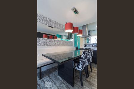 Cozinha de apartamento à venda com 1 quarto, 116m² em Higienópolis, Porto Alegre