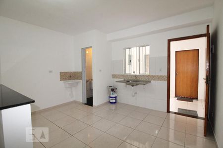 Kitnet/Studio para alugar com 1 quarto, 28m² em Vila Medeiros, São Paulo