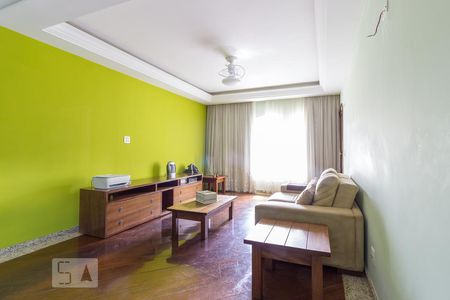 Sala de casa para alugar com 3 quartos, 300m² em Chácara Belenzinho, São Paulo