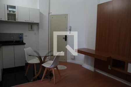 Sala de apartamento para alugar com 1 quarto, 39m² em Cerqueira César, São Paulo