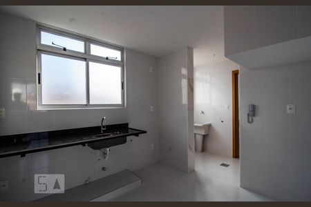 Cozinha de apartamento à venda com 3 quartos, 170m² em Prado, Belo Horizonte