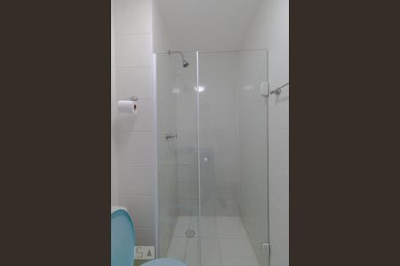 Banheiro de apartamento para alugar com 2 quartos, 55m² em Vila Prudente, São Paulo