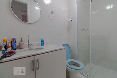 Banheiro de apartamento para alugar com 2 quartos, 55m² em Vila Prudente, São Paulo