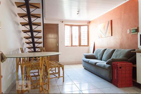 Sala de casa de condomínio para alugar com 1 quarto, 35m² em Protásio Alves, Porto Alegre