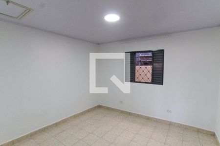 Quarto 2 de casa para alugar com 2 quartos, 75m² em Vila Nilo, São Paulo