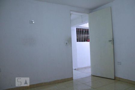 Quarto 2 de casa para alugar com 2 quartos, 70m² em Jardim Maria Rosa, Taboão da Serra