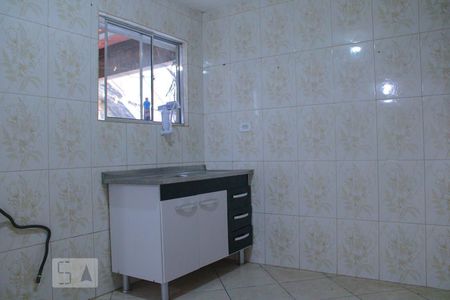 Cozinha de casa para alugar com 2 quartos, 70m² em Jardim Maria Rosa, Taboão da Serra