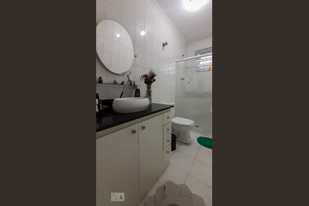 Banheiro 1 de casa à venda com 3 quartos, 180m² em Jardim Gonzaga, São Paulo