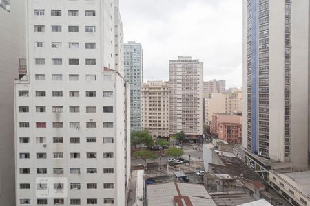 Varanda de kitnet/studio à venda com 1 quarto, 30m² em Santa Ifigênia, São Paulo