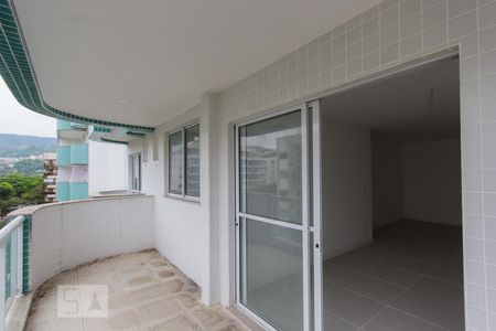 Varanda Sala de apartamento para alugar com 3 quartos, 140m² em Anil, Rio de Janeiro