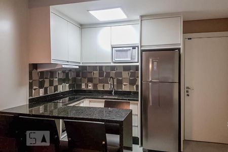 Cozinha de apartamento para alugar com 1 quarto, 53m² em Bethaville I, Barueri