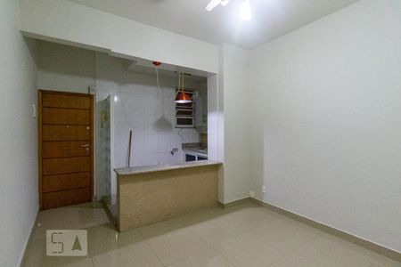 Sala de kitnet/studio à venda com 1 quarto, 28m² em Centro, Rio de Janeiro