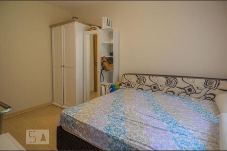 Quarto 3 de apartamento à venda com 3 quartos, 69m² em Santo Antônio, Porto Alegre