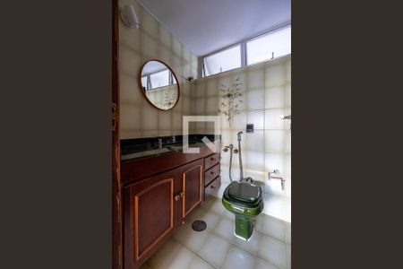 Suíte - Banheiro de apartamento à venda com 2 quartos, 94m² em Sumaré, São Paulo