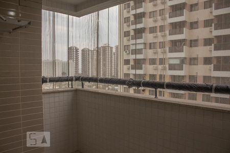 Varanda de apartamento para alugar com 2 quartos, 80m² em Barra da Tijuca, Rio de Janeiro