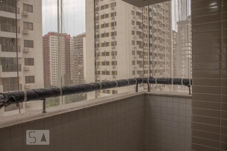 Varanda de apartamento para alugar com 2 quartos, 80m² em Barra da Tijuca, Rio de Janeiro