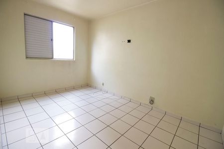 Quarto 2 de apartamento para alugar com 2 quartos, 50m² em Vila Rio Branco, Jundiaí