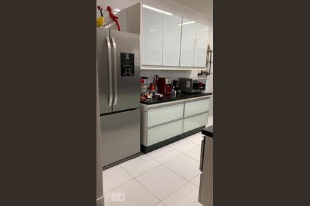 Cozinha de apartamento à venda com 2 quartos, 103m² em Santa Cecilia, São Paulo