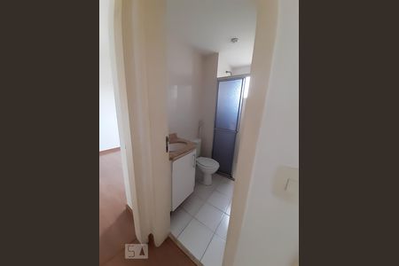 Banheiro de apartamento para alugar com 2 quartos, 45m² em Vila Andrade, São Paulo