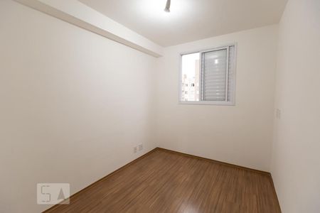 Quarto 1 de apartamento para alugar com 2 quartos, 50m² em Vila Antonieta, São Paulo